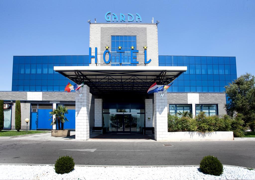 Garda Hotel モンティキアーリ エクステリア 写真