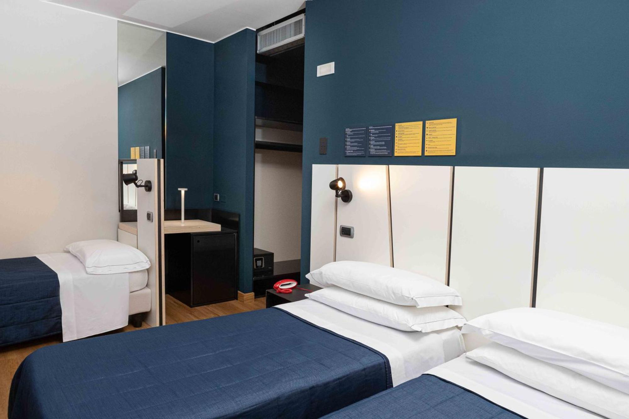 Garda Hotel モンティキアーリ エクステリア 写真