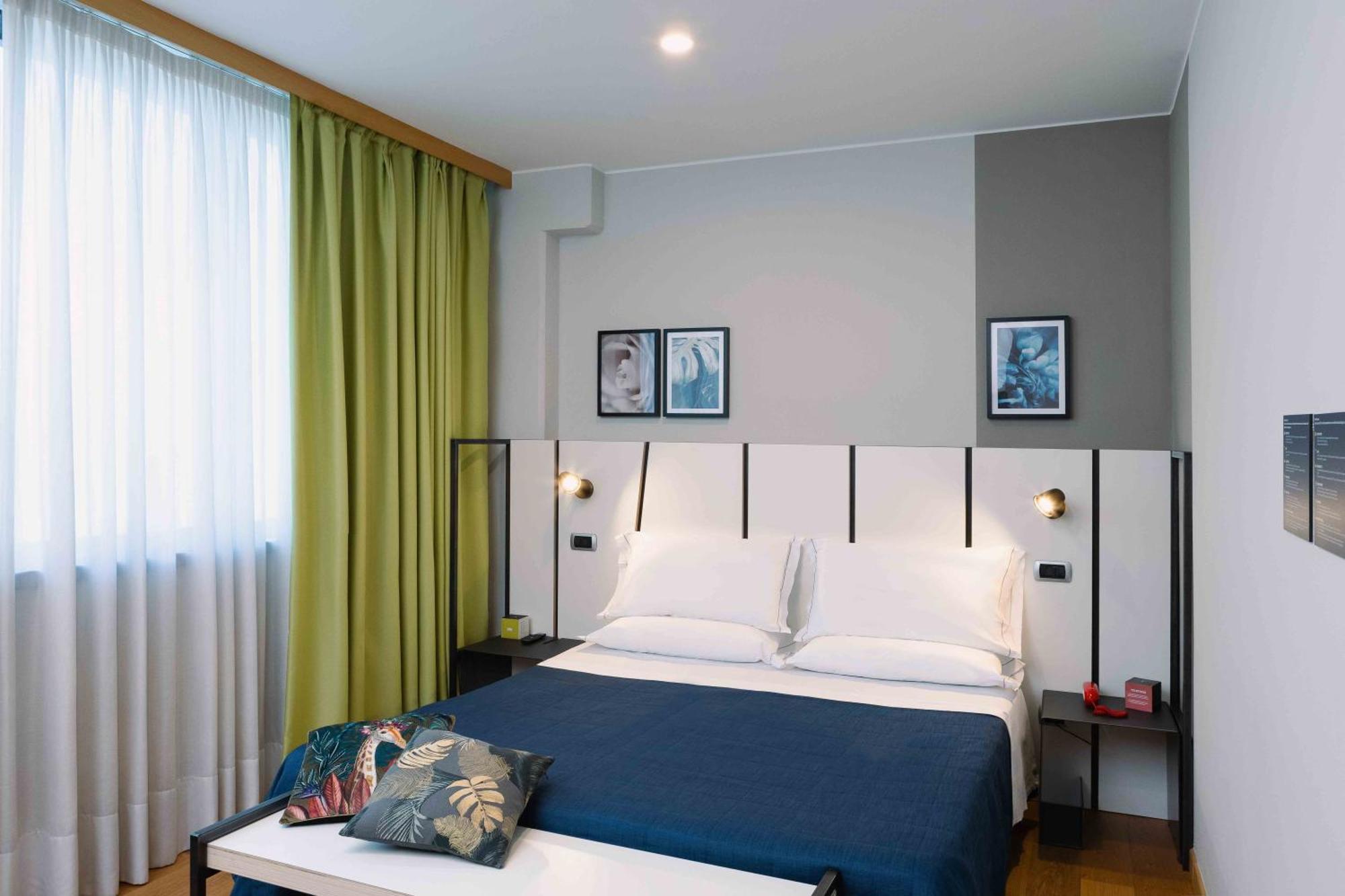 Garda Hotel モンティキアーリ エクステリア 写真